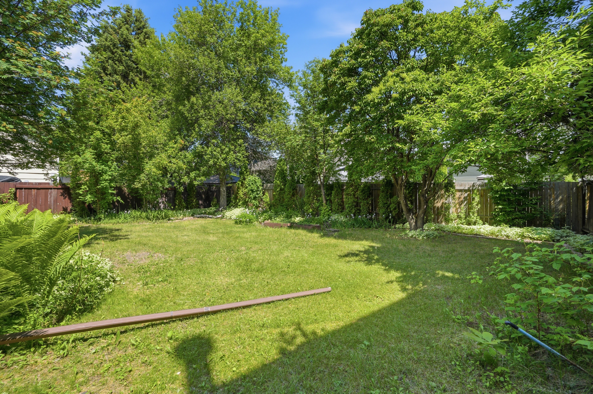 Lakeview双层独立屋 4卧｜3卫｜2,119尺｜双车库| 211 Keeley Cres——林与唐地产 - 9